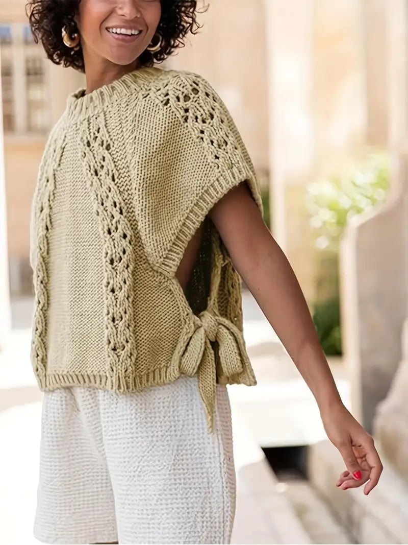 CAPELET VEST WITH TIES