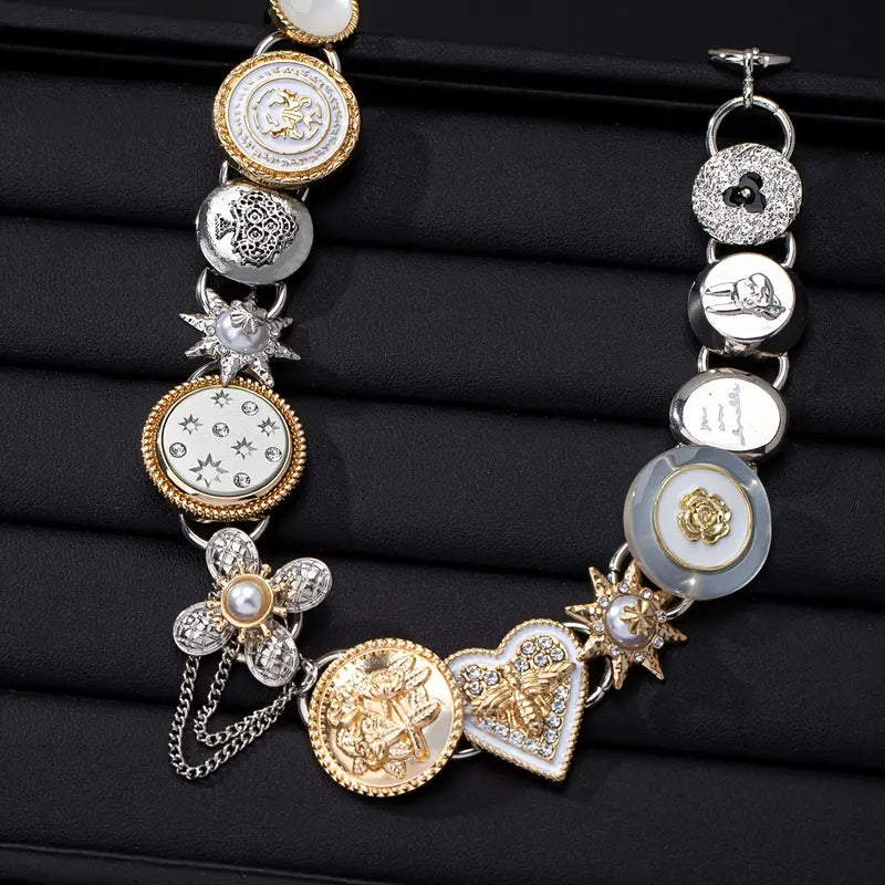 HEART FLORAL CHOCKER