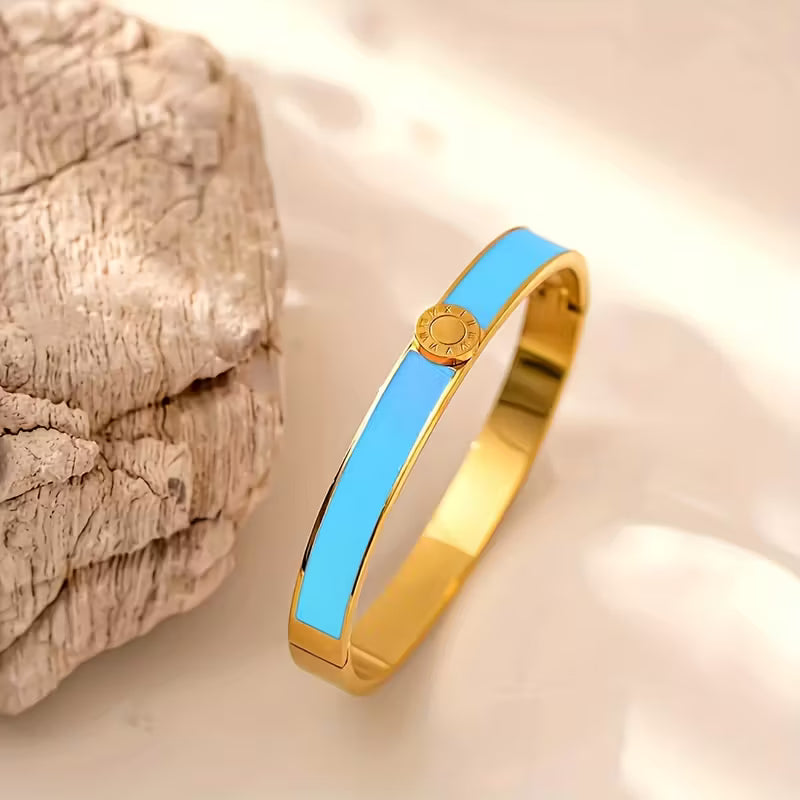 THIN ROMAN NUMERAL BANGLE