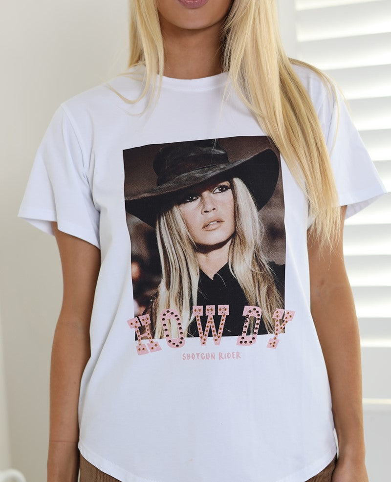 HOWDY SHOTGUN RIDER TEE