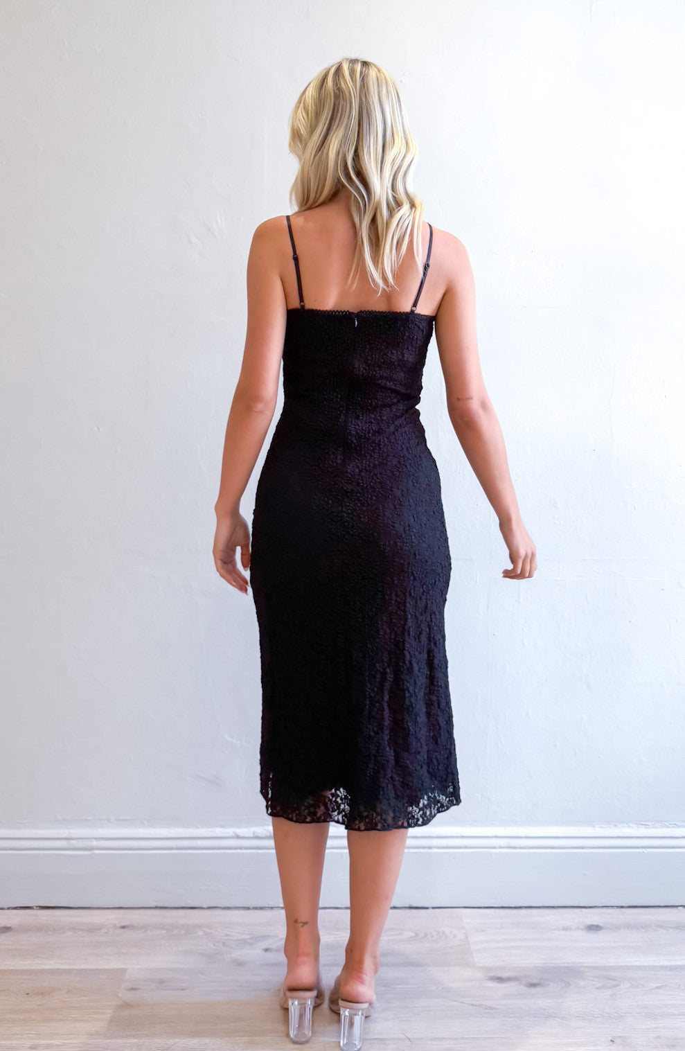 LACE FITTED MIDI DRESS