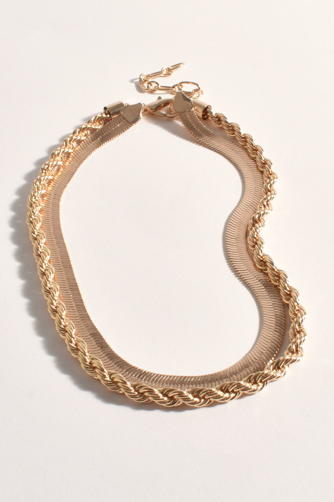 TWIST CHAIN DOUBLE LAYER NECKLACE (GOLD)