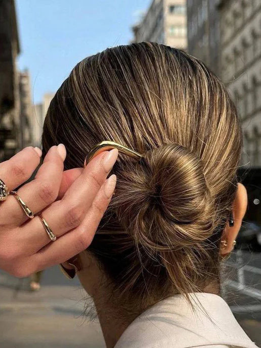 Pheobe Plain French Pin in Gold