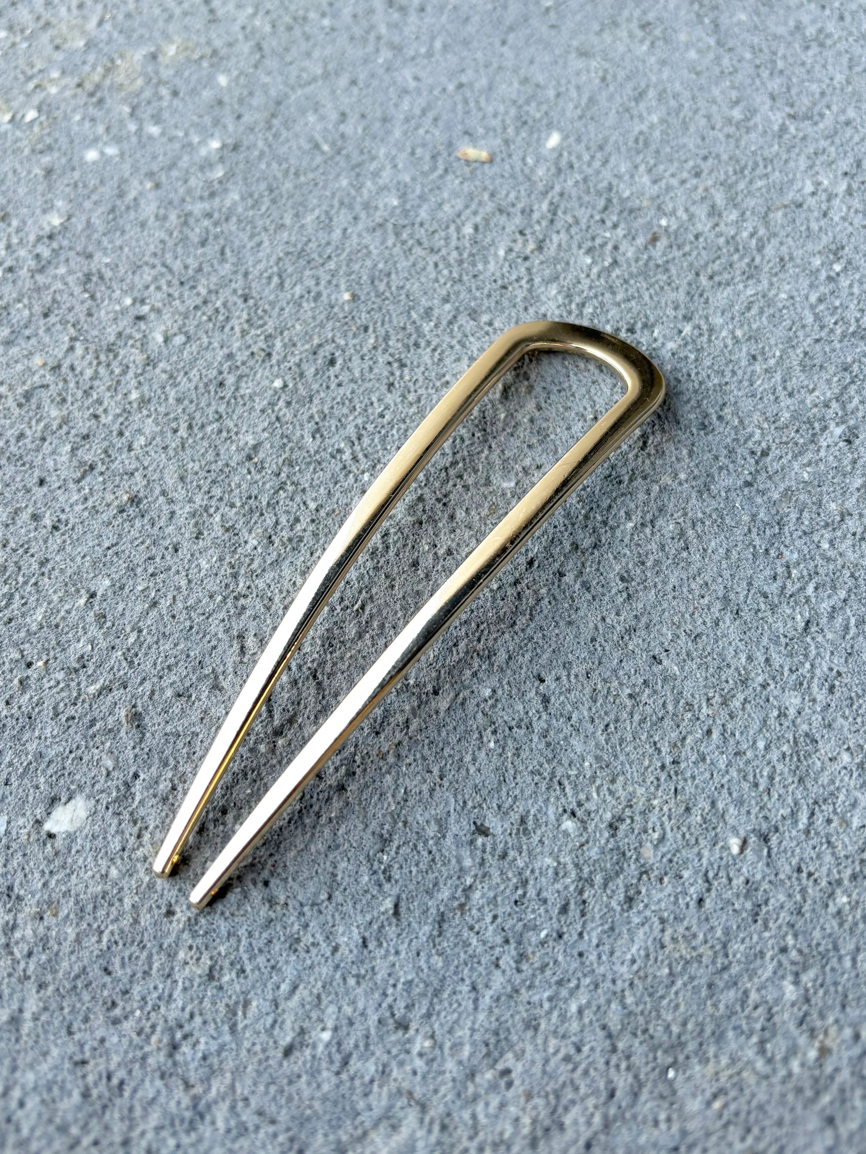 Pheobe Plain French Pin in Gold