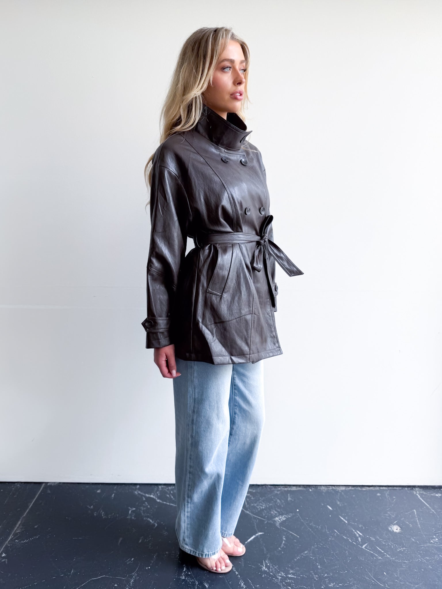 FUNNEL NECK PLEATHER JACKET