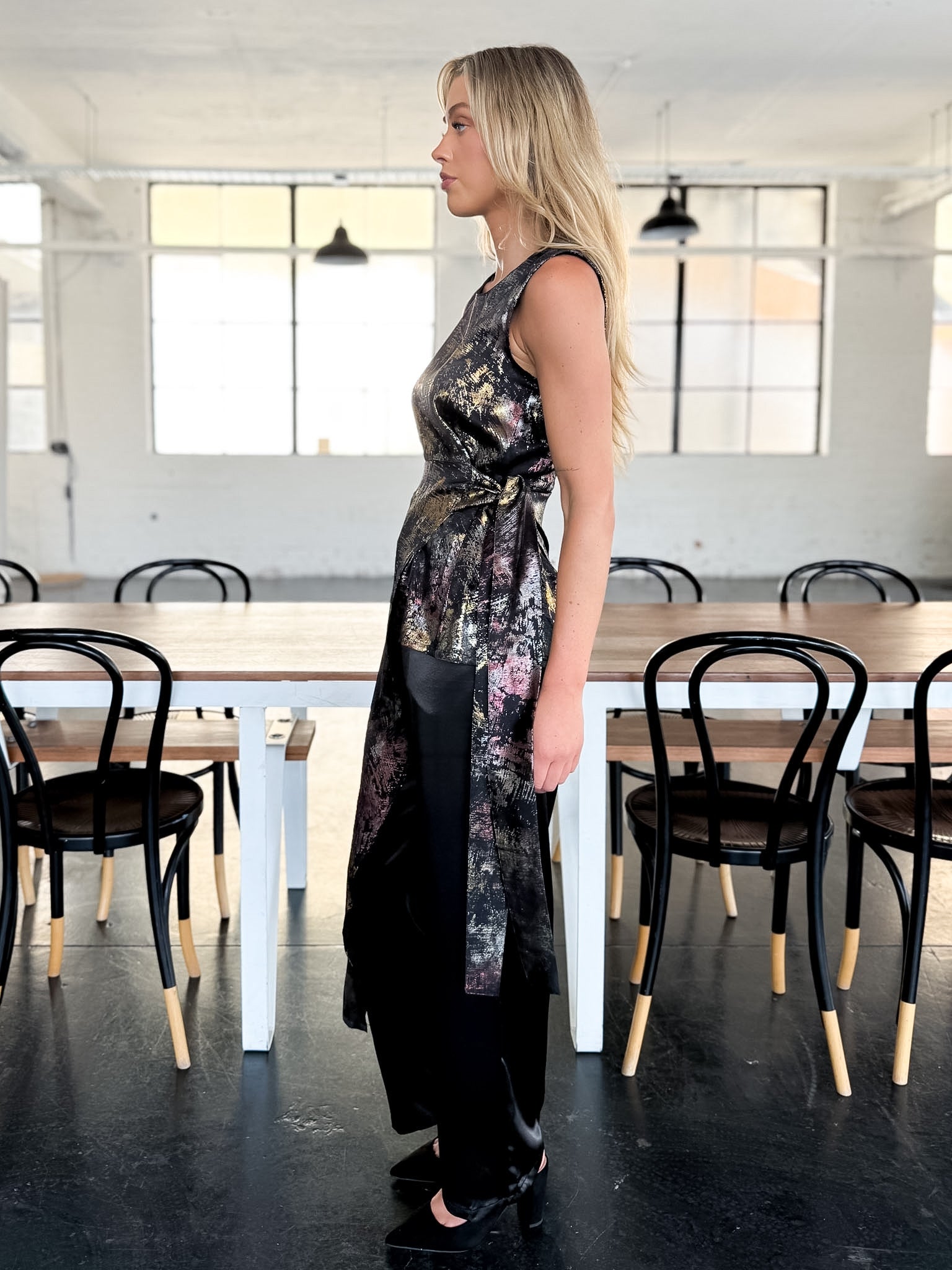 AGNES SATIN TIE  TOP - METALIC