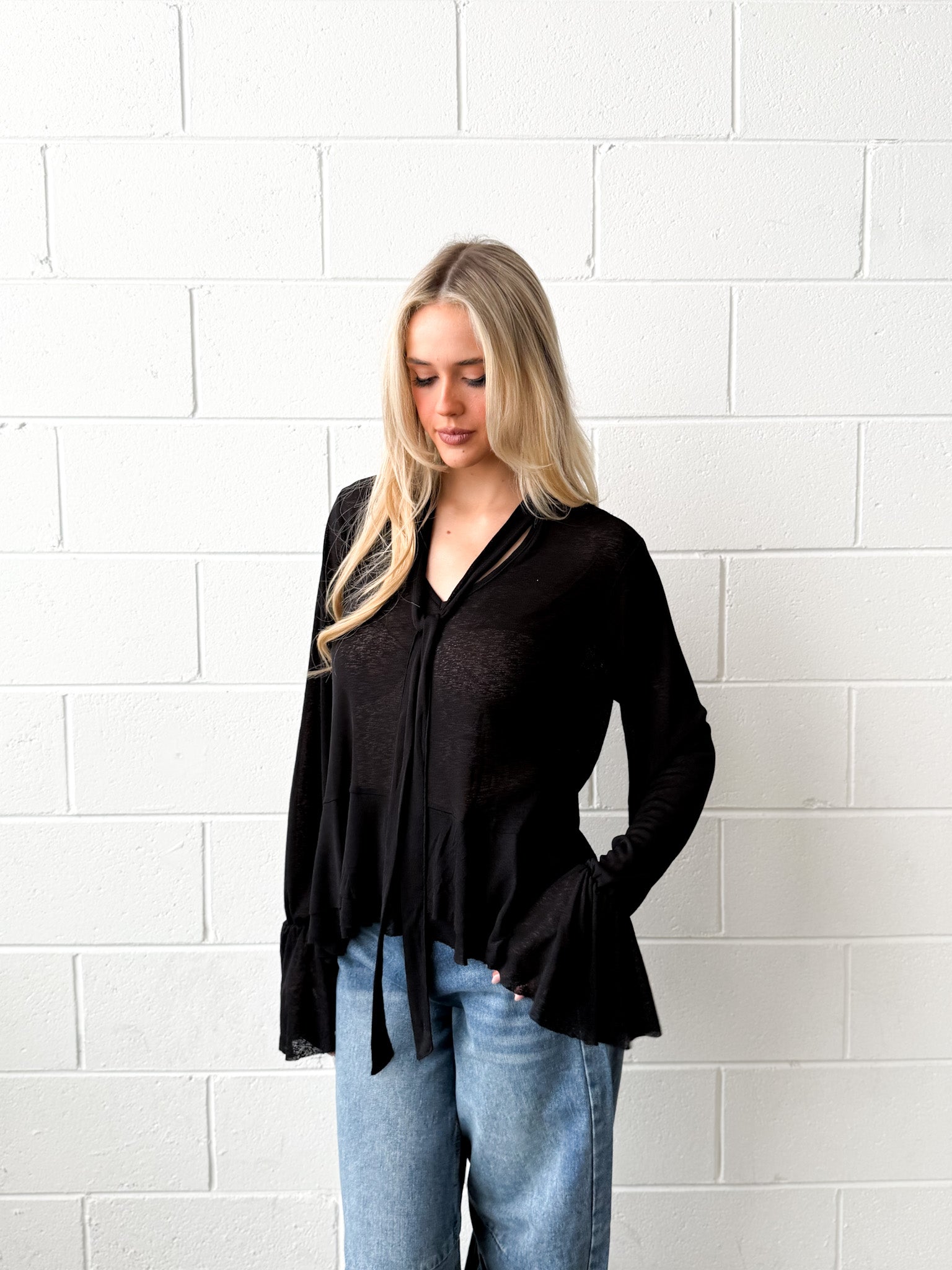 FRILLED TIE BLOUSE
