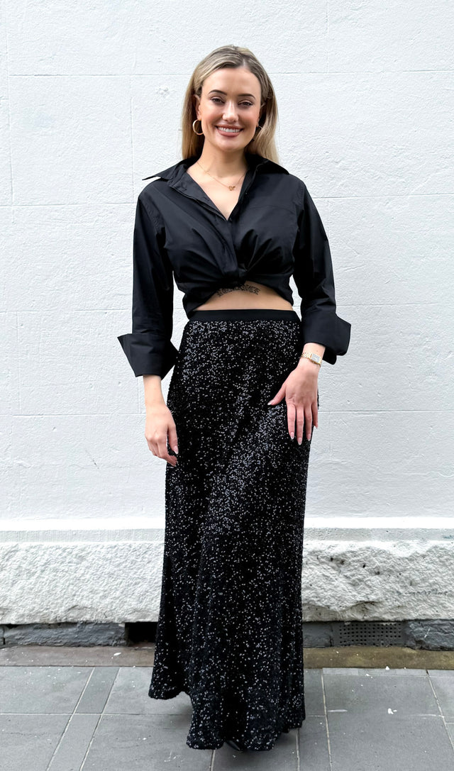 SPICY METALIC SKIRT- BLACK
