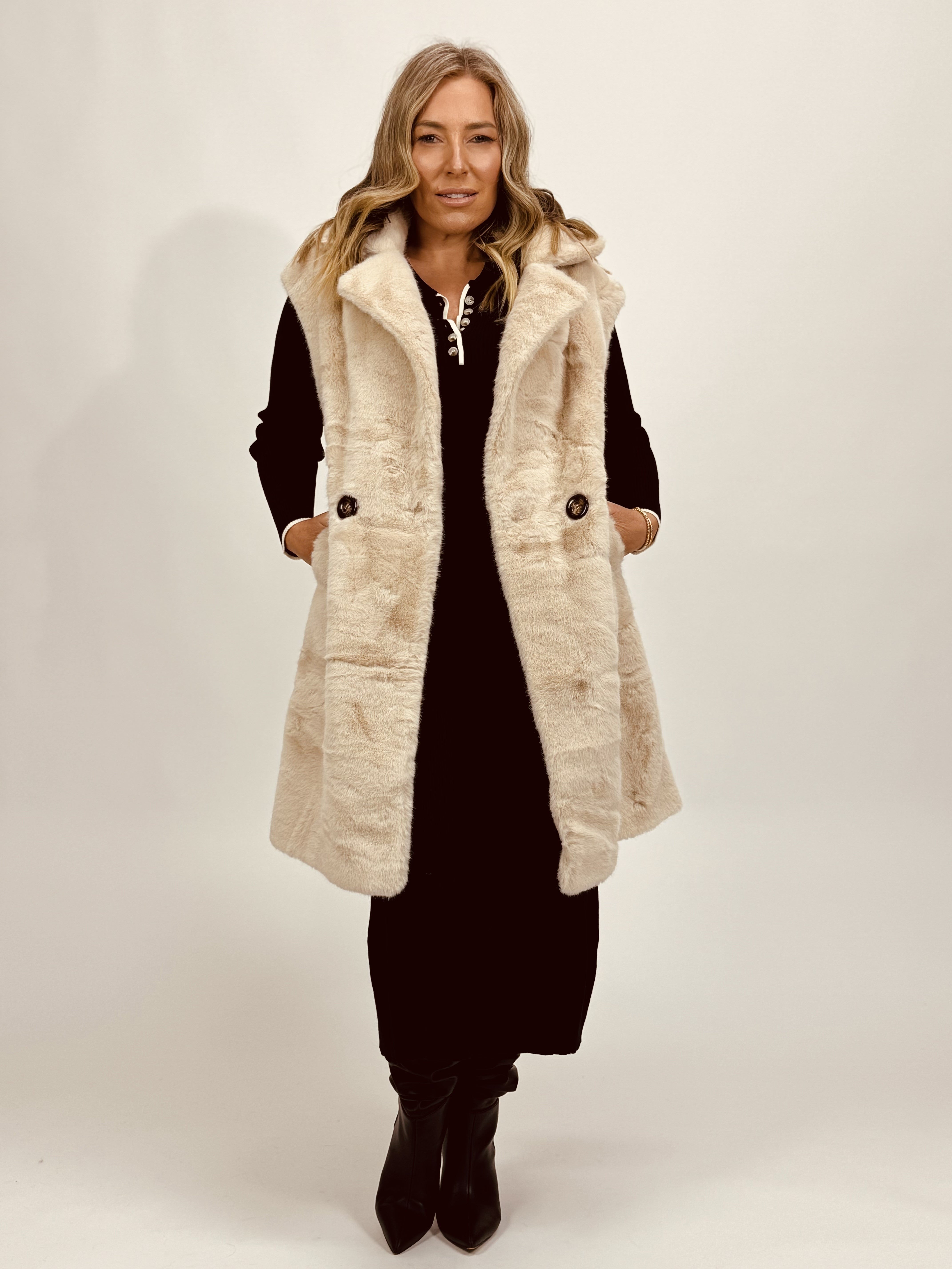 FAUX FUR LONG VEST