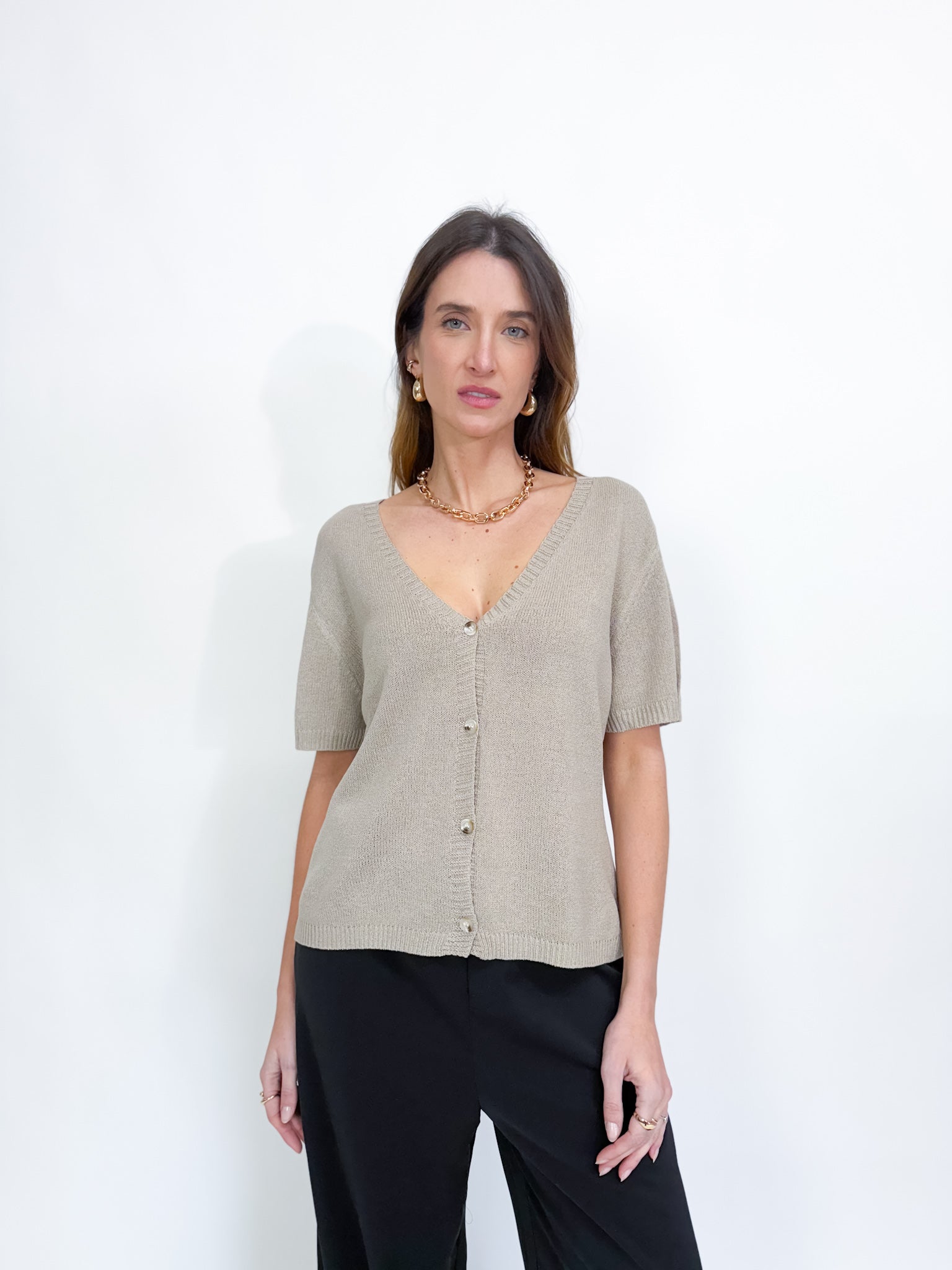 V SHORT SLEEVE CARDI