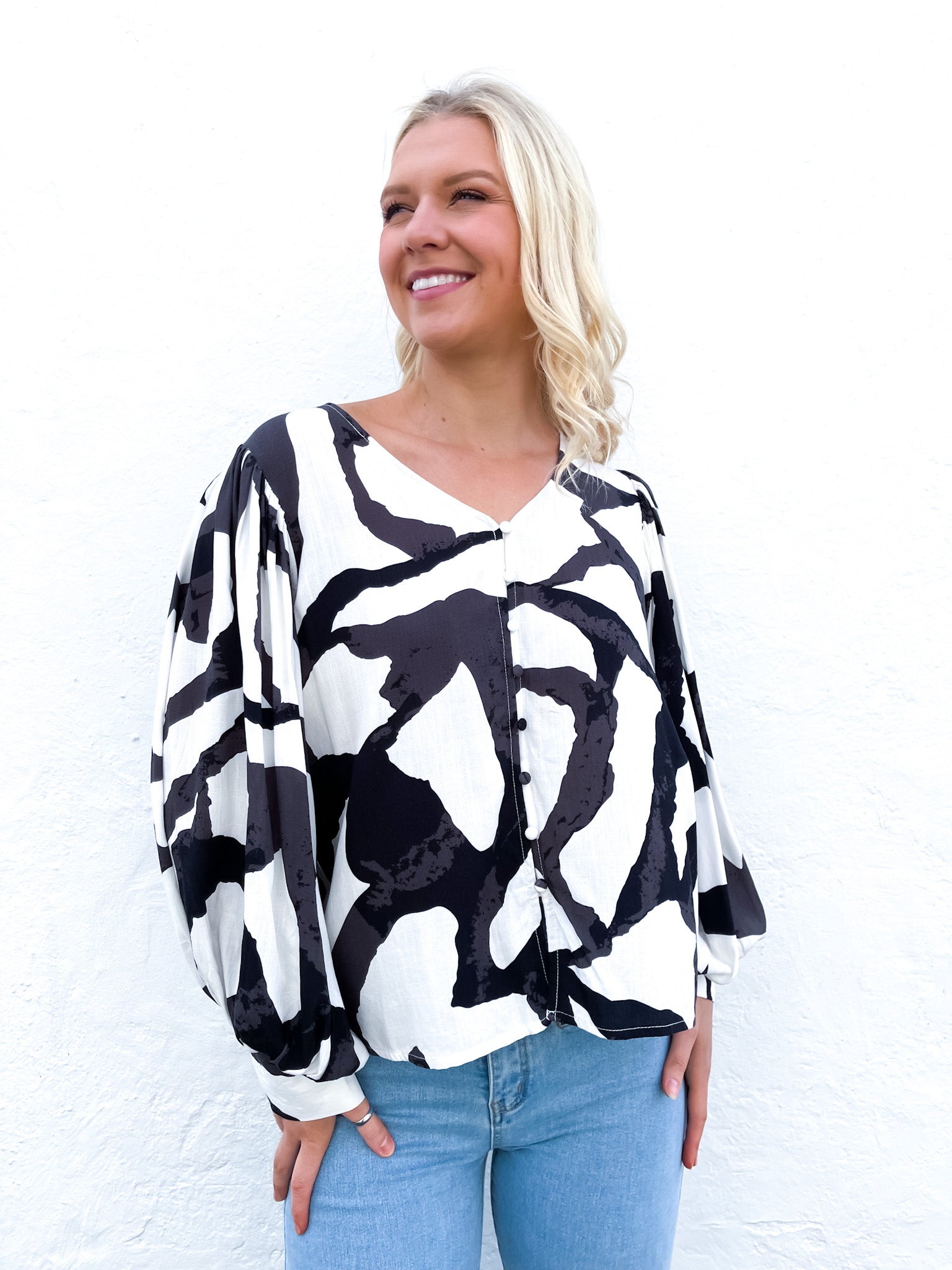 JUNE MONOCHROME BLOUSE