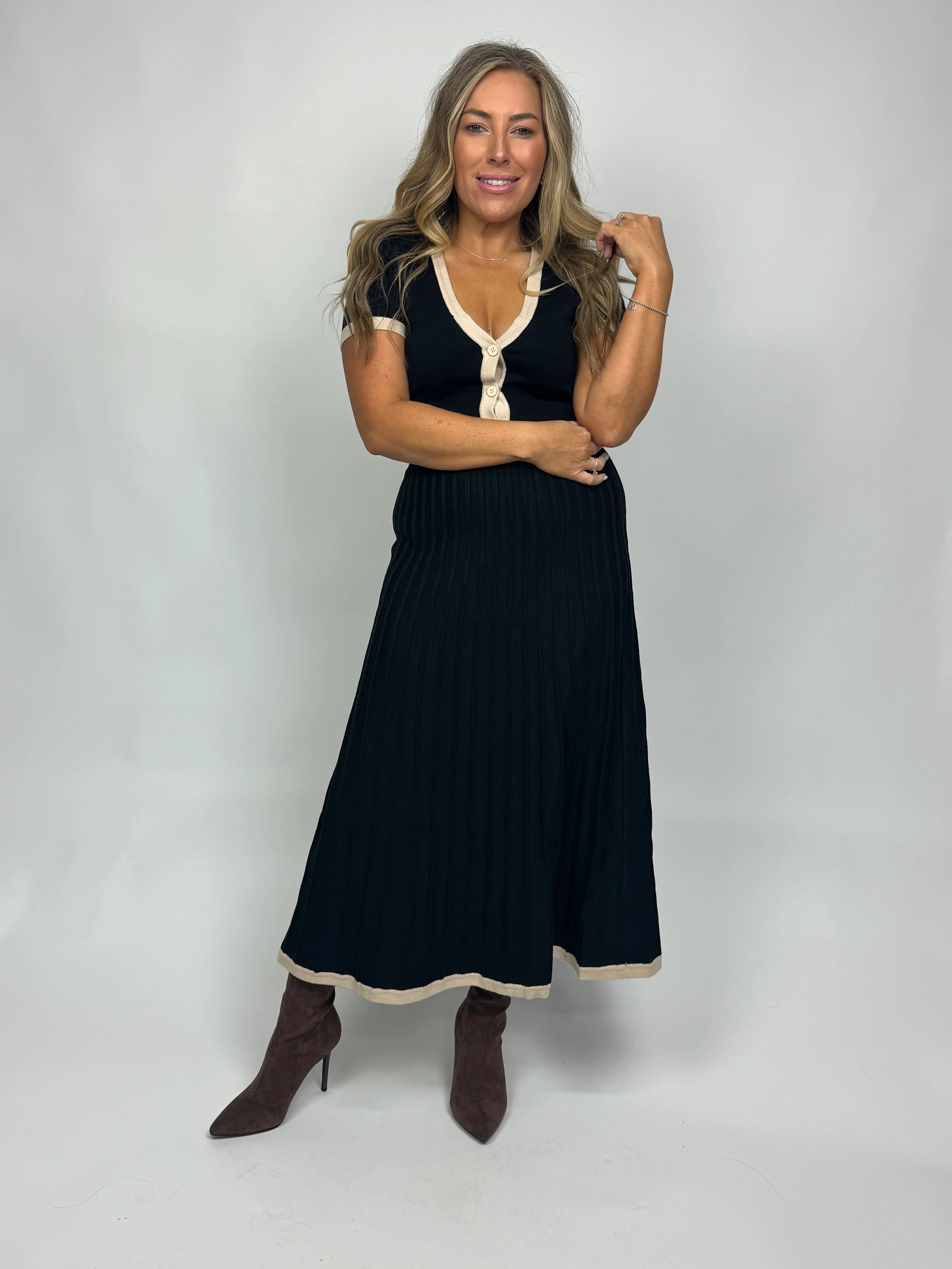 SHEIKE CONTRAST CROP CARDI