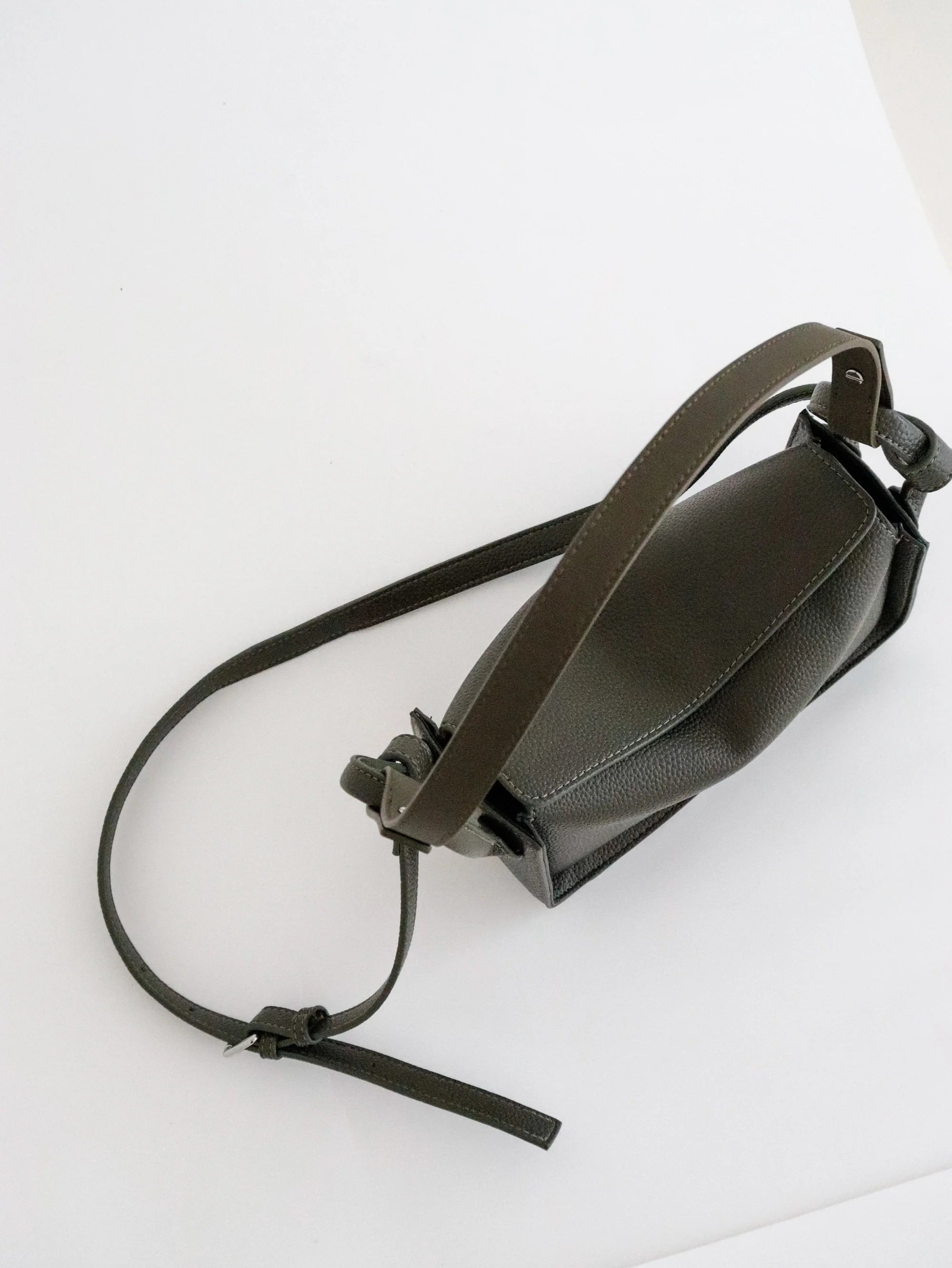 Jesselle Curve Shoulder Bag