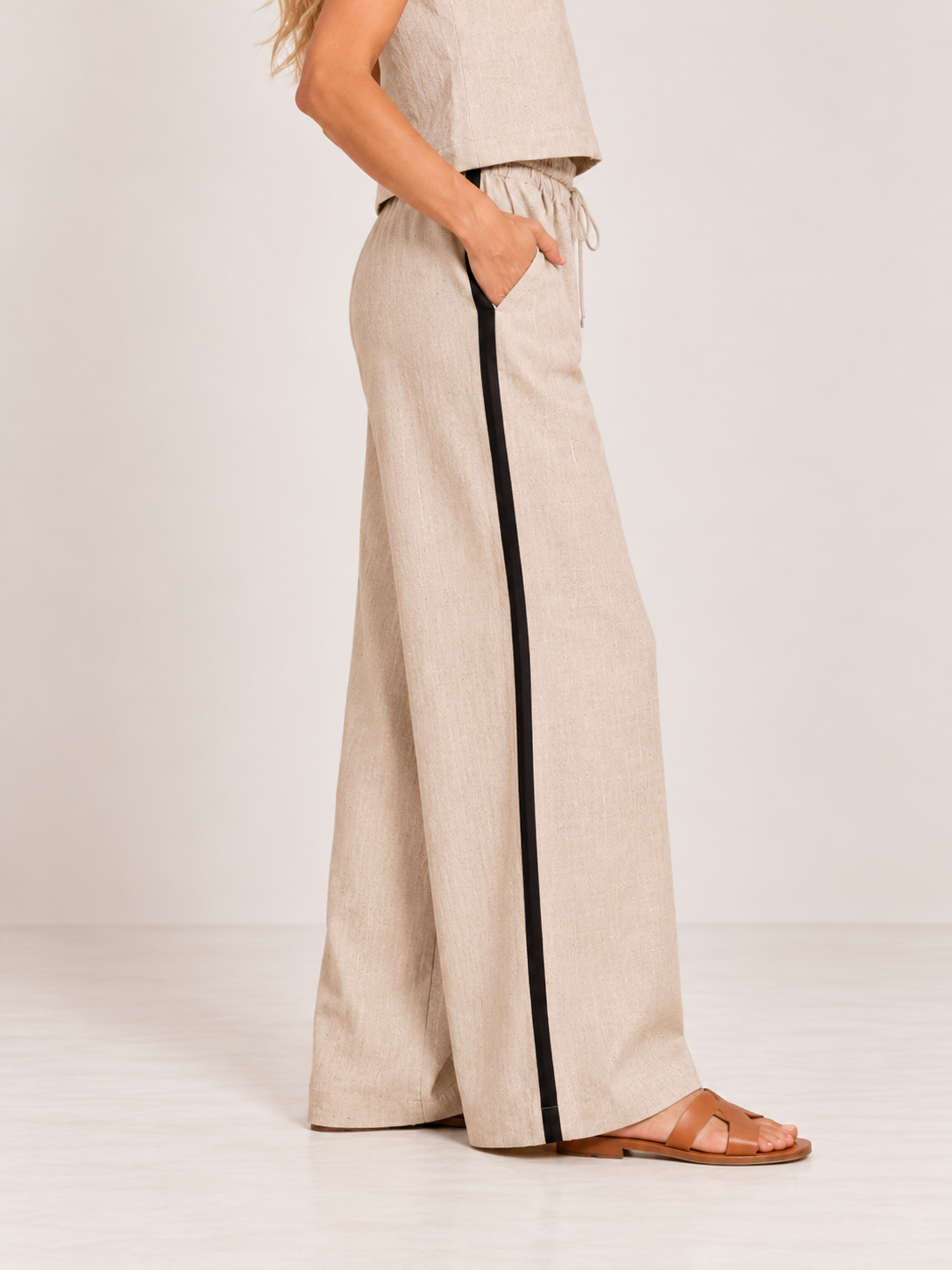 Linen Contrast Wide Leg Pants