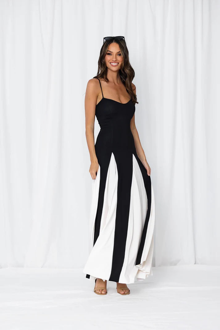 GIA SWEATHEART MAXI DRESS