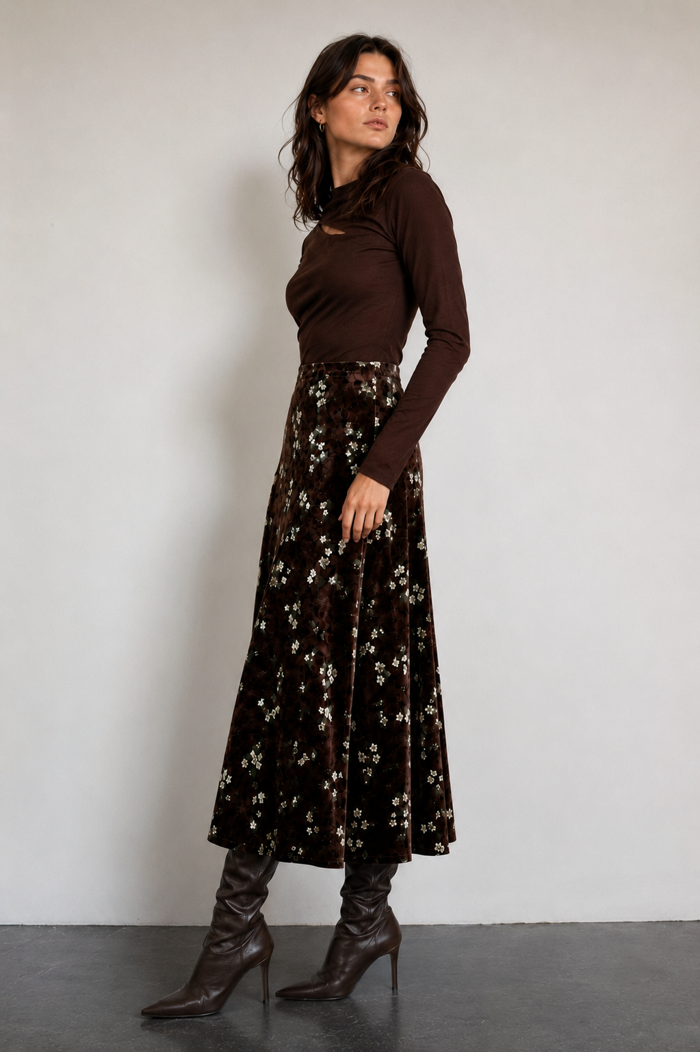 DITZY FLORAL VELVET SKIRT