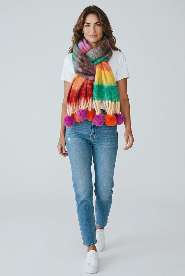POMPOM SCARF