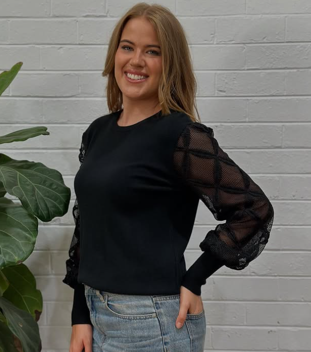 ZOE CONTRAST SLEEVE KNIT