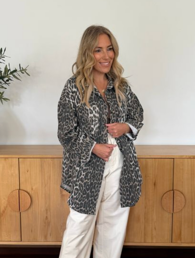ANIMAL PRINT DENIM SHACKET