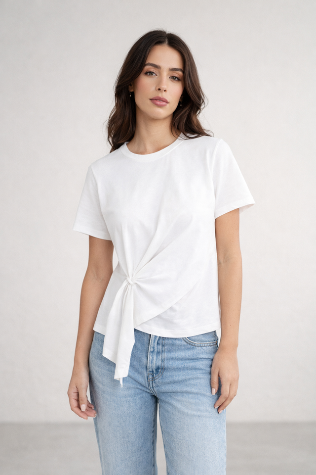RING DETAIL TEE