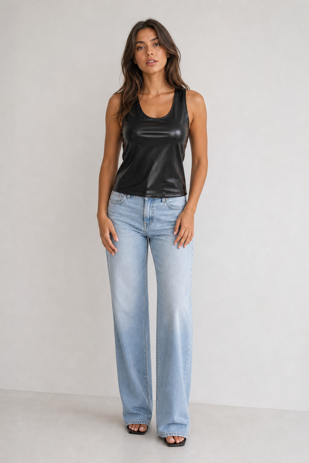 PLEATHER TANK TOP