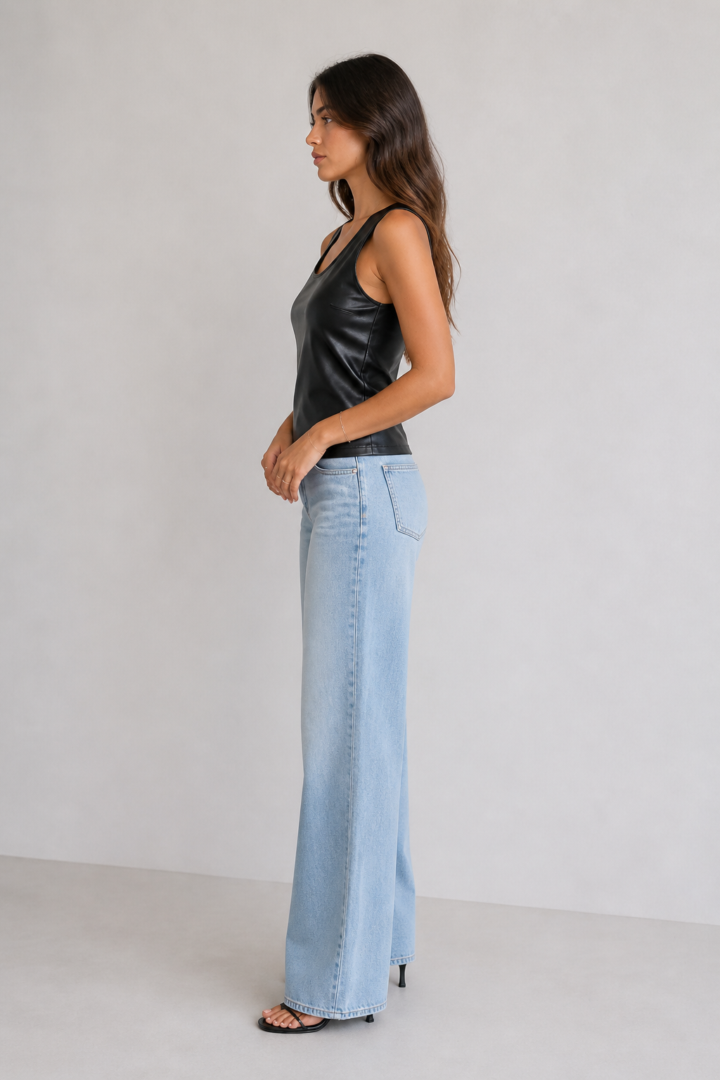 PLEATHER TANK TOP
