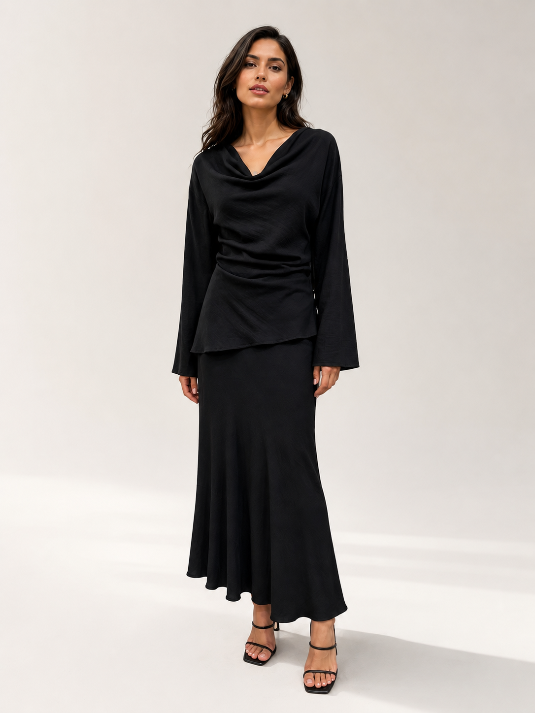 ELEGANCE DRAPE NECK TOP