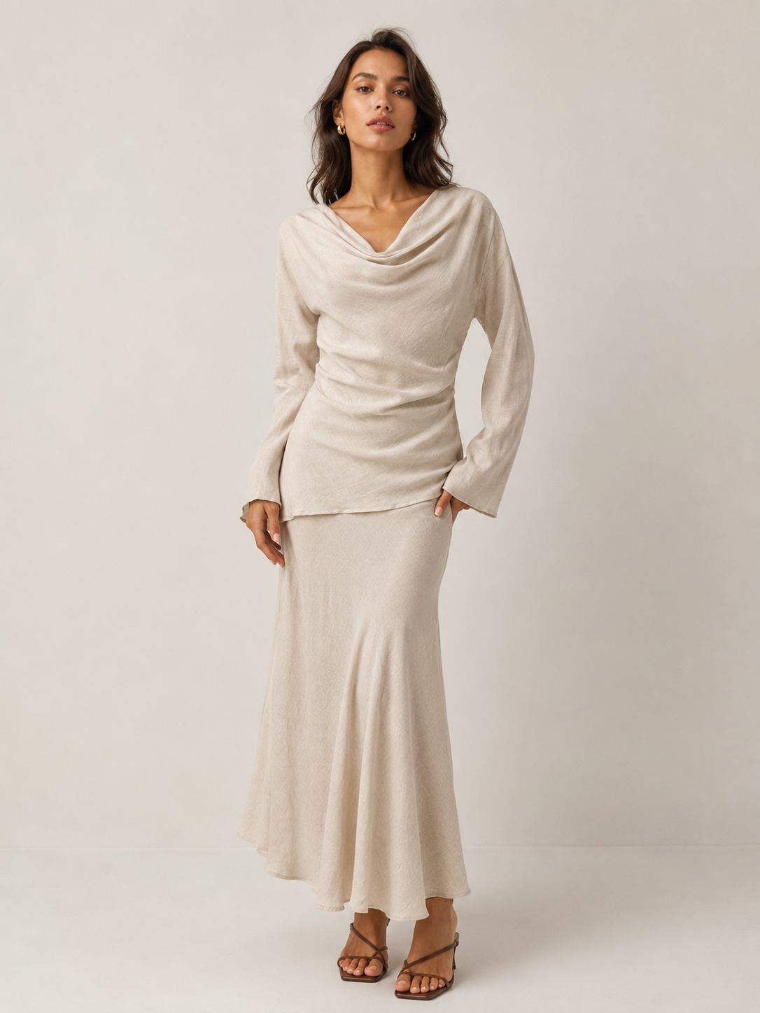 ELEGANCE DRAPE NECK TOP