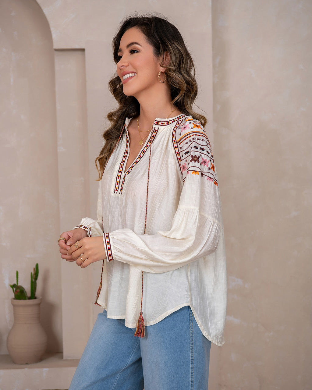 EMBROIDERED TASSEL BLOUSE