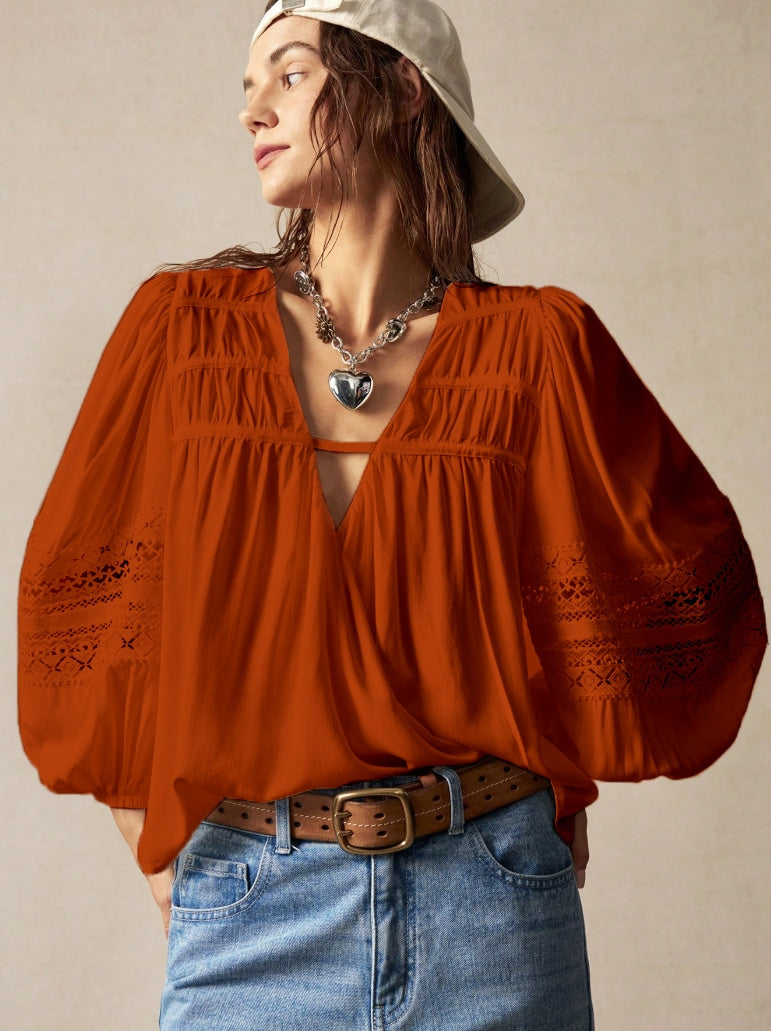 LACE DETAILED BLOUSE