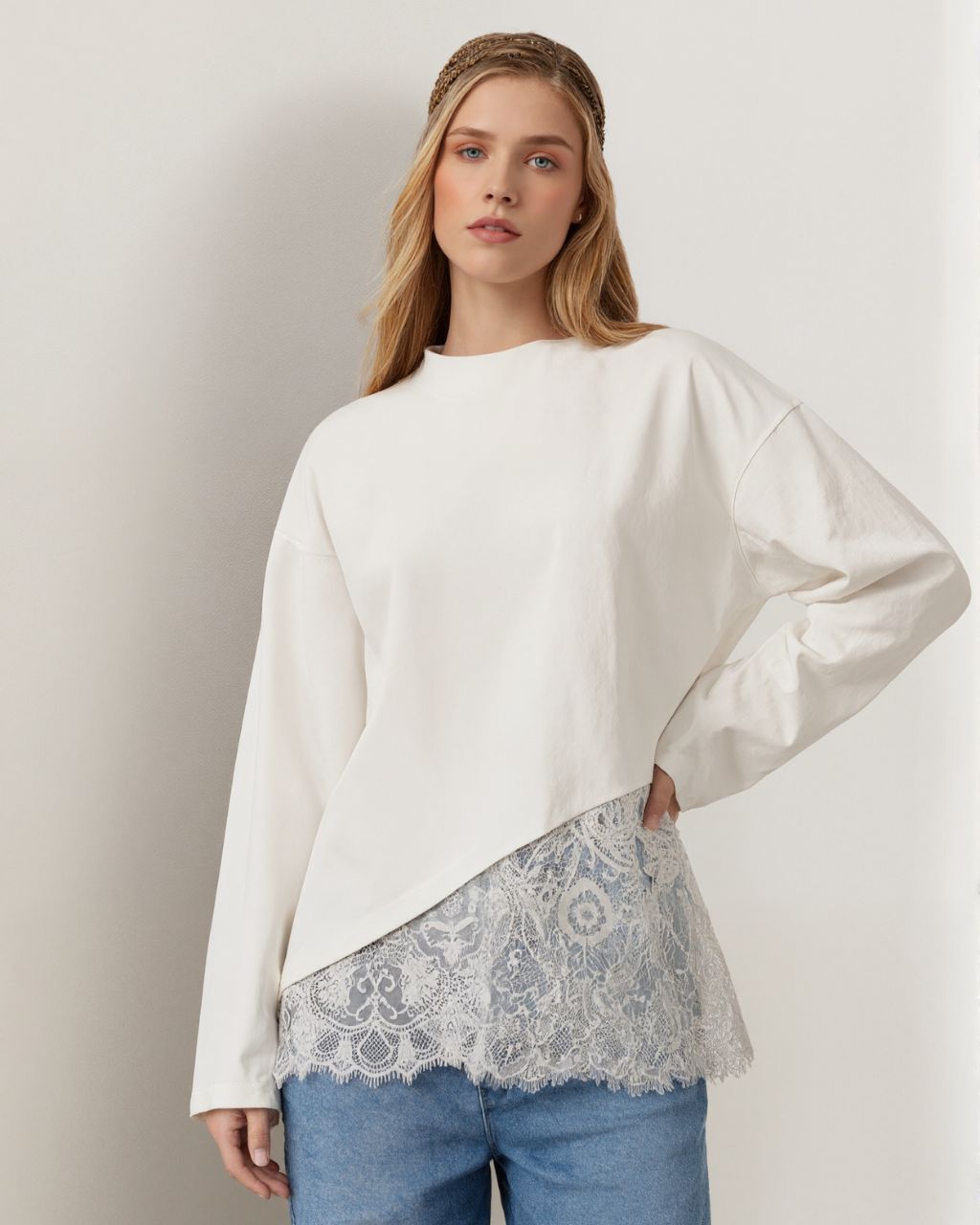 COTTON LACE TOP