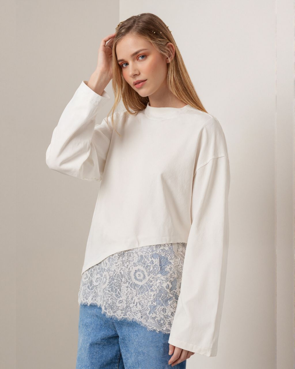 COTTON LACE TOP