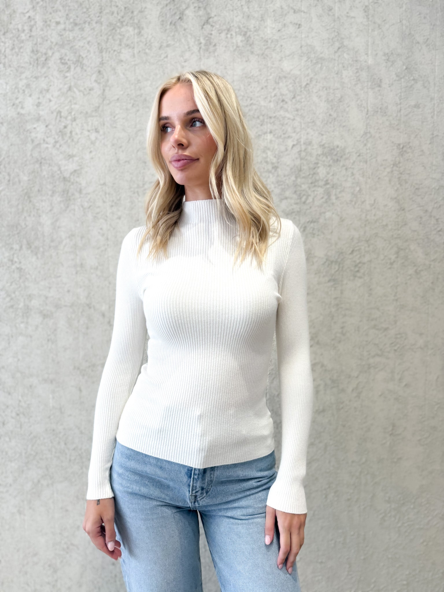 MOCK NECK RIB SKIVVY