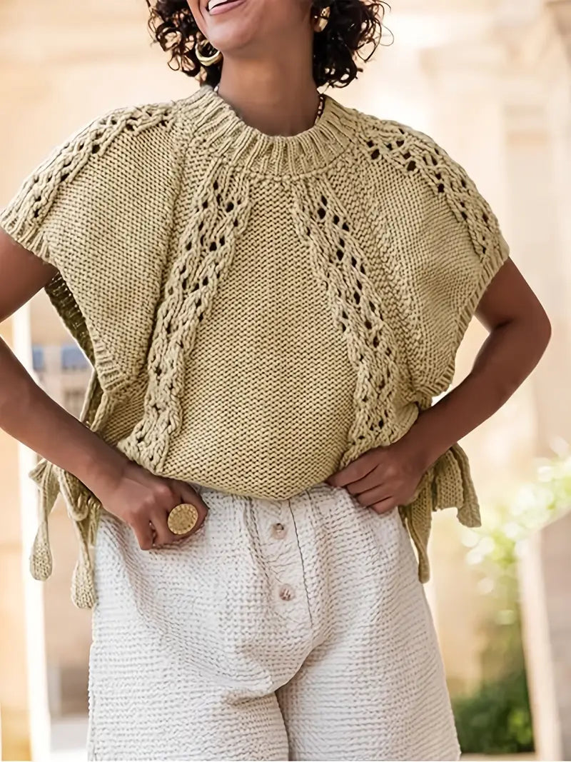 CAPELET VEST WITH TIES