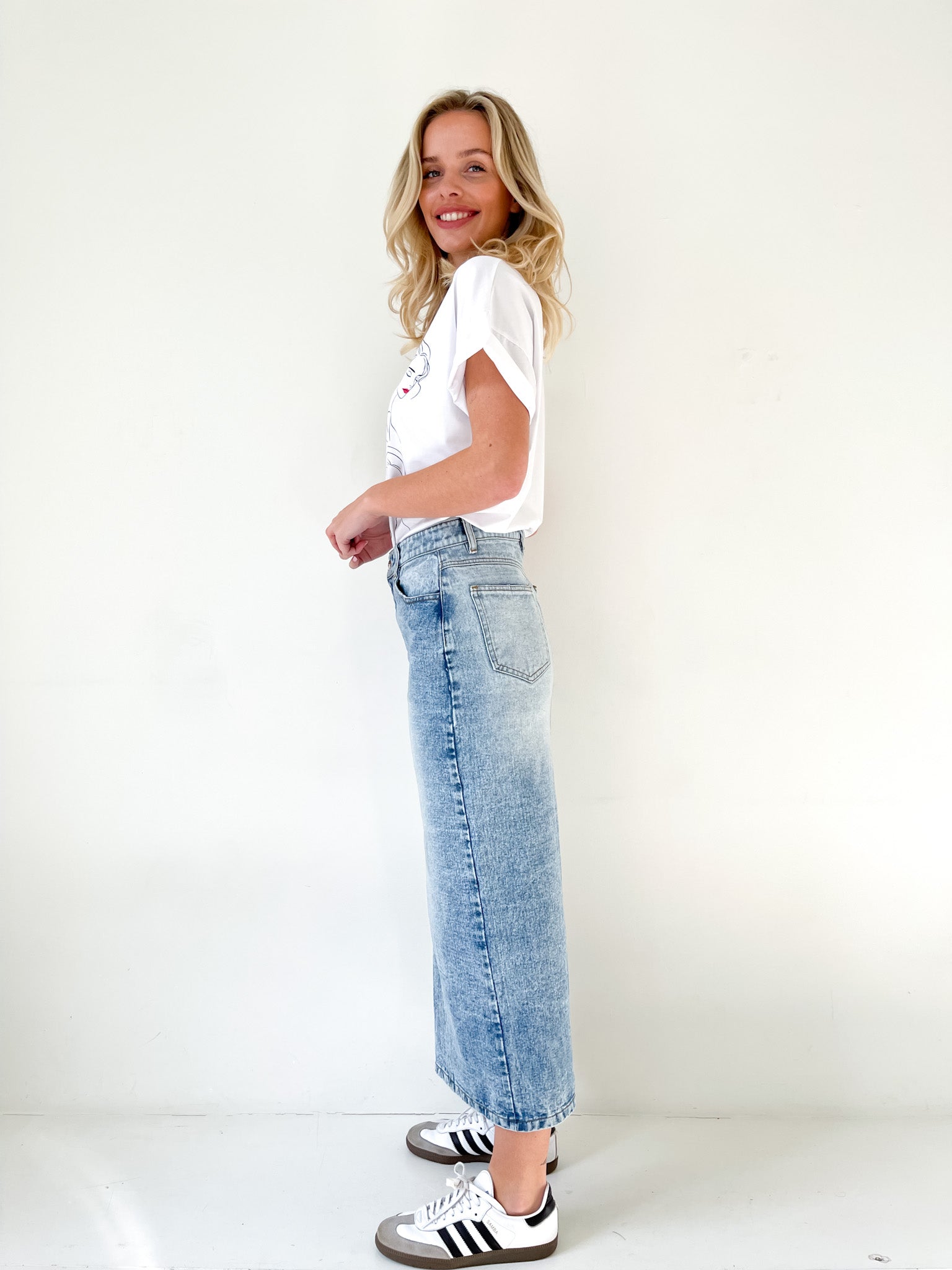 CLASSIC MAXI DENIM SKIRT