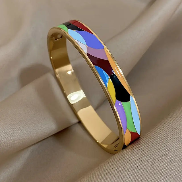 RETRO ENAMEL BANGLE