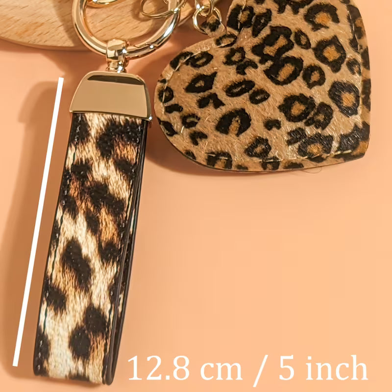 LEO LOVE HEART KEYRING