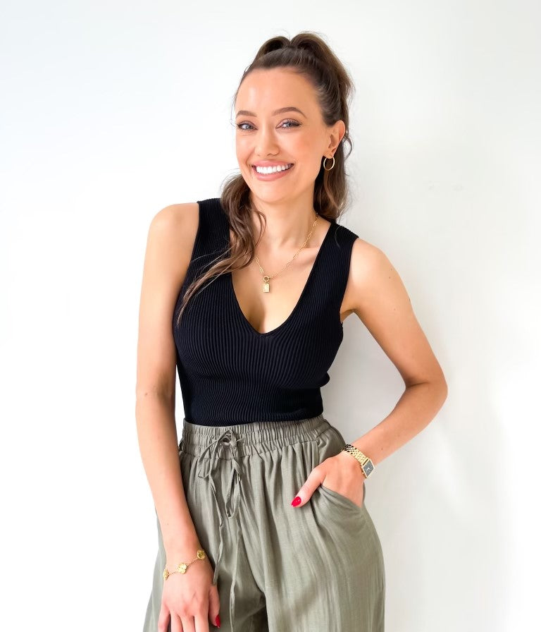 DOUBLE V RIB SINGLET