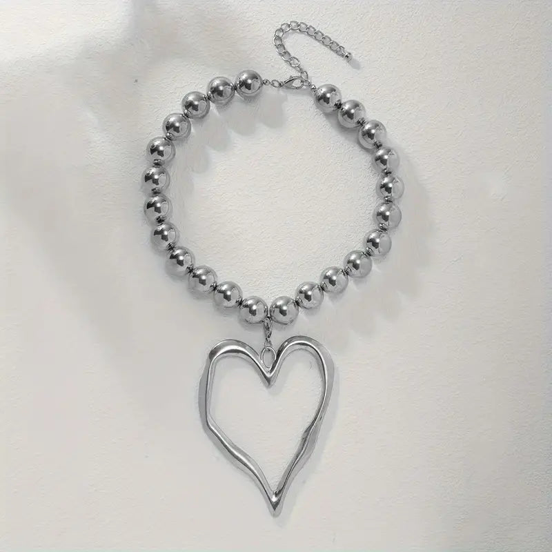 VINTAGE HEART NECKLACE