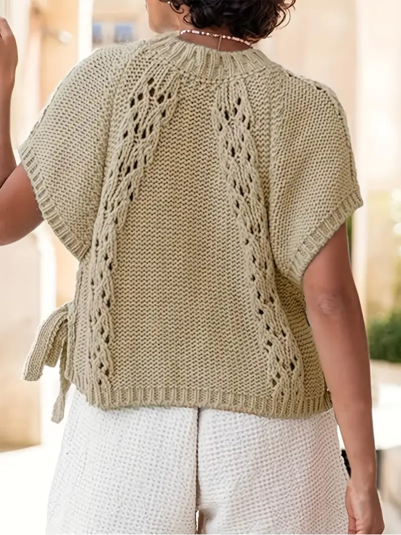 CAPELET VEST WITH TIES