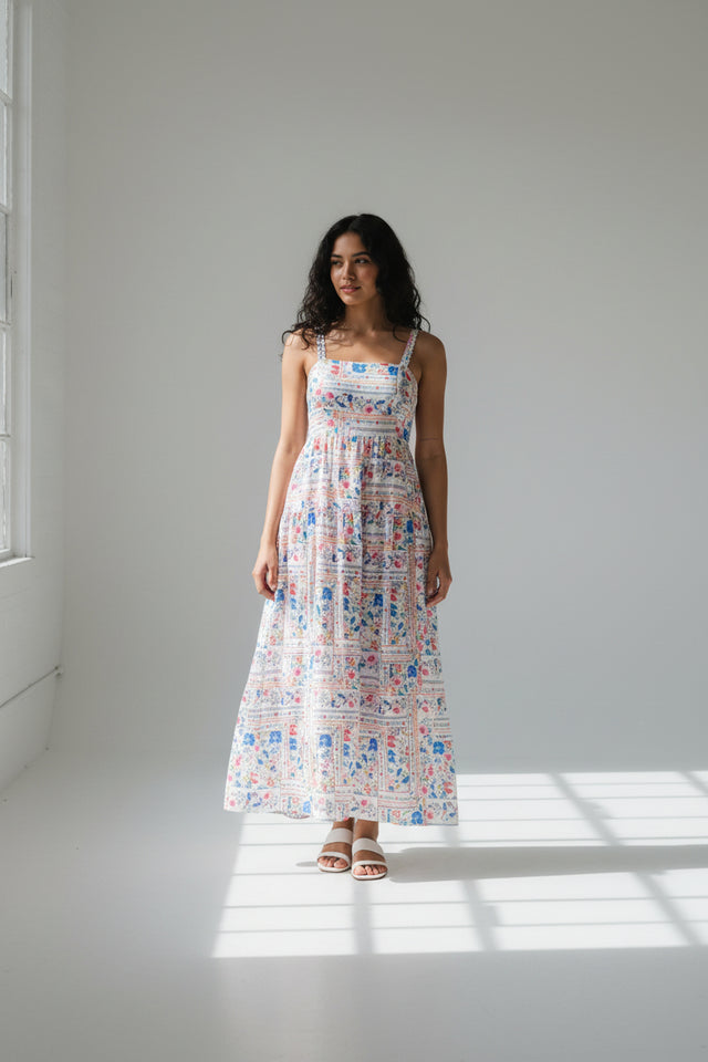 PRETTY FLORAL DRESS