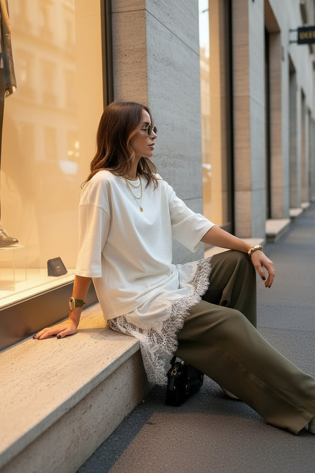 CONTRAST OVERSIZED TEE
